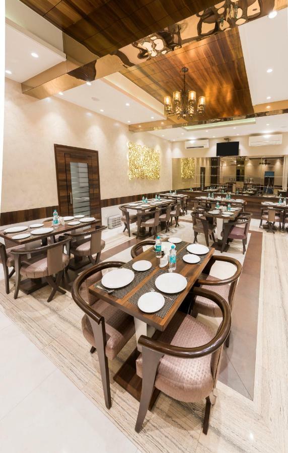 Hotel Manama Mumbai Dış mekan fotoğraf