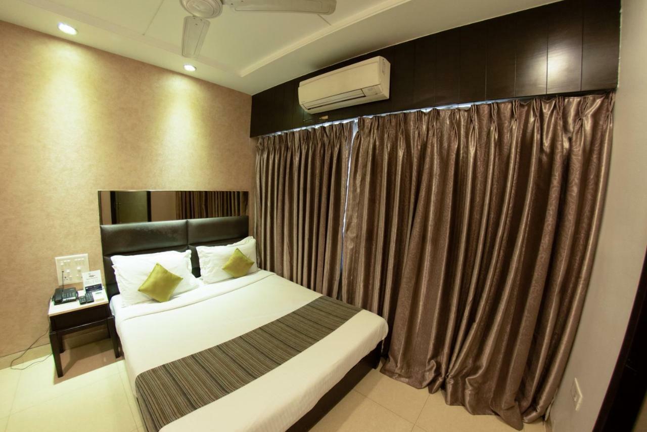 Hotel Manama Mumbai Dış mekan fotoğraf