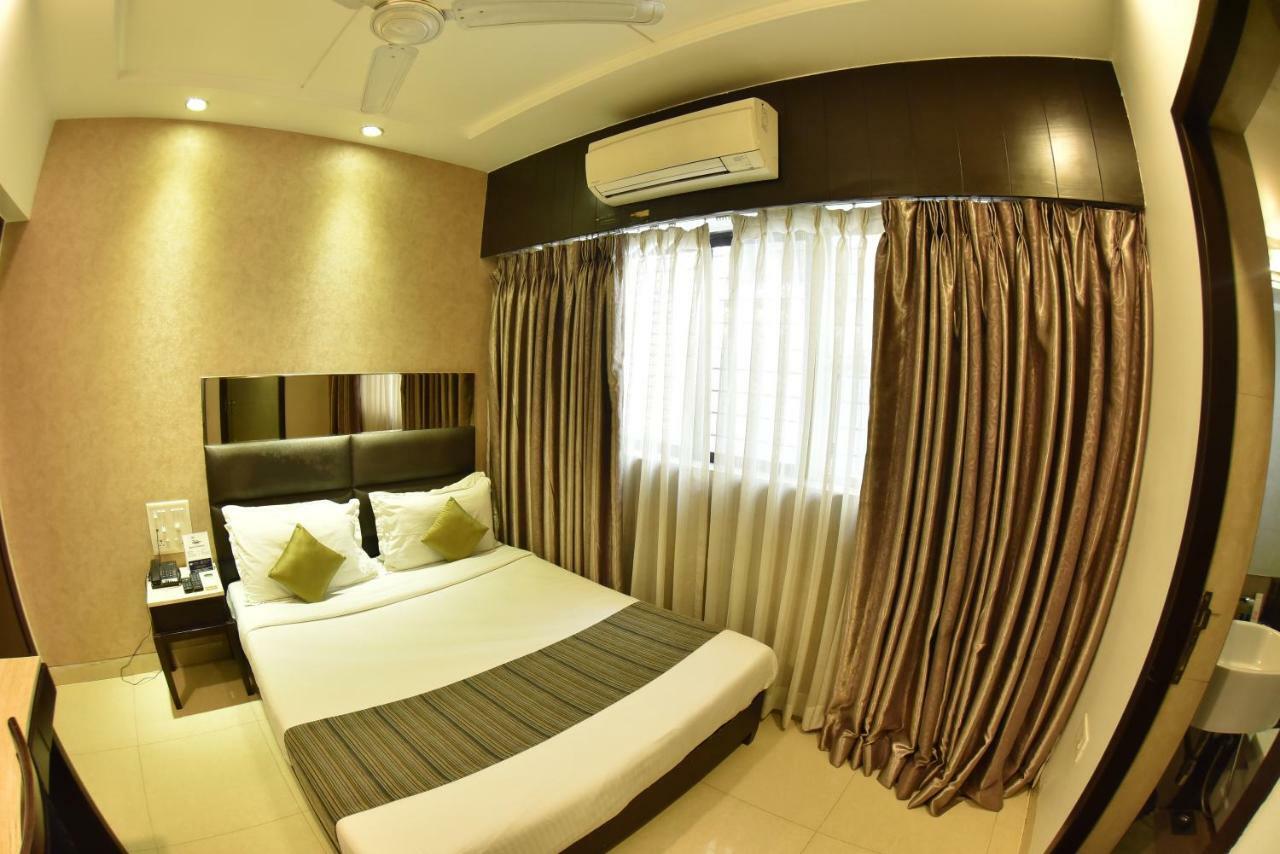 Hotel Manama Mumbai Dış mekan fotoğraf