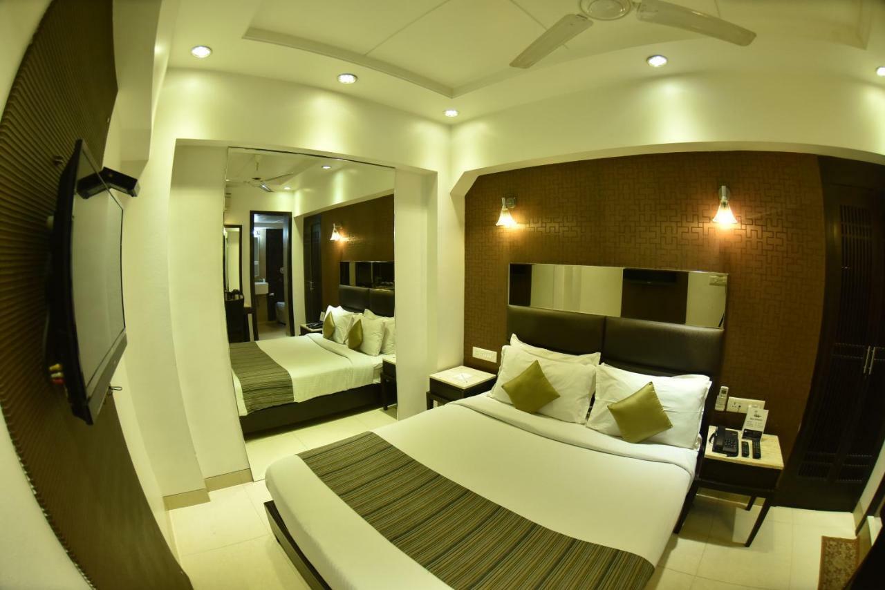 Hotel Manama Mumbai Dış mekan fotoğraf