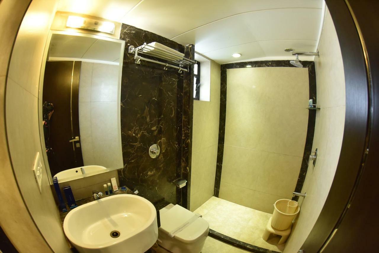 Hotel Manama Mumbai Dış mekan fotoğraf